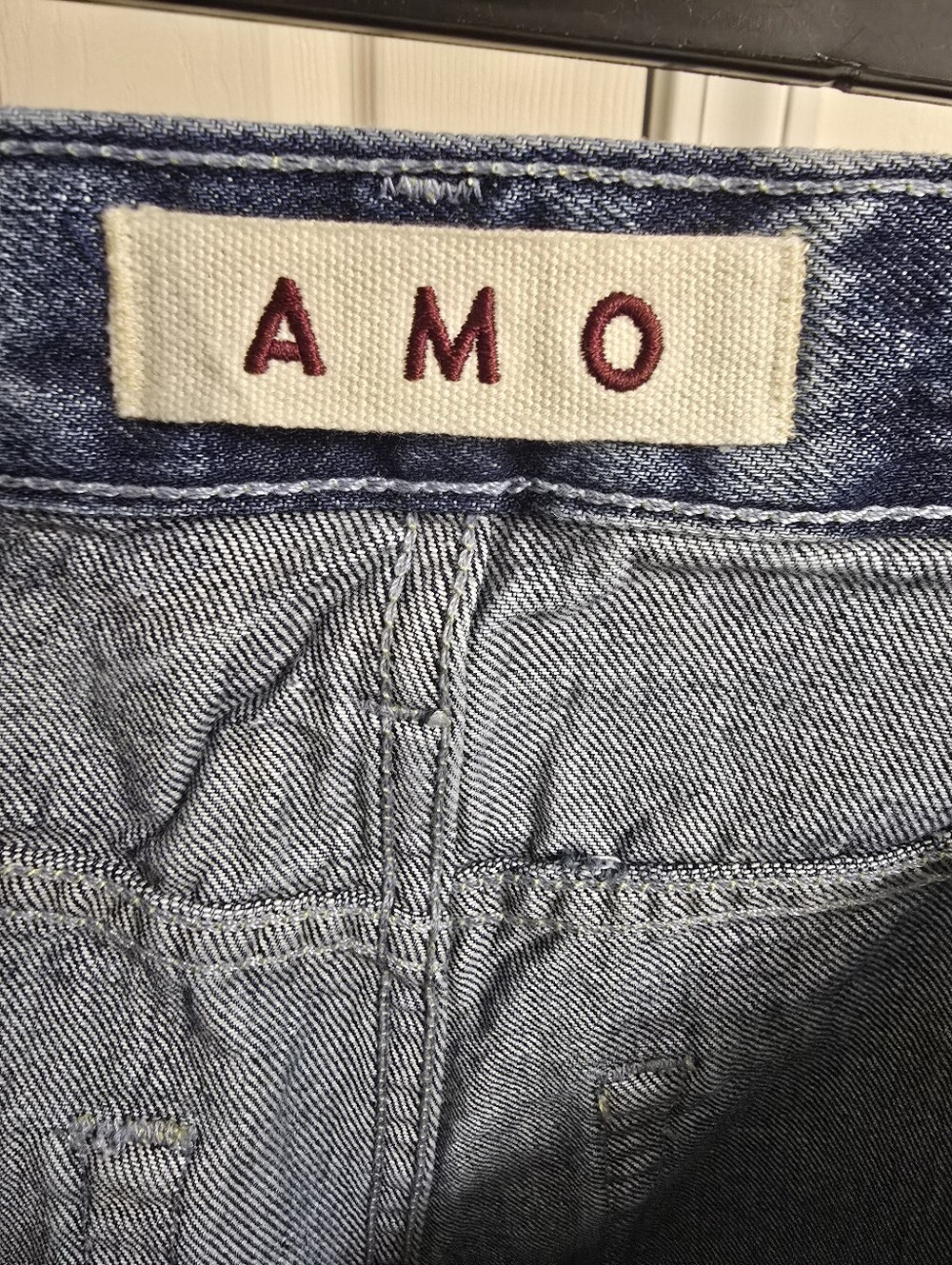 AMO $282 Harriett Mid Rise Apple Pie Straight Leg Y2K Denim Jeans 25 - Picture 4 of 9